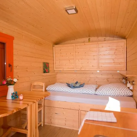 Schaeferwagen 2 Camping