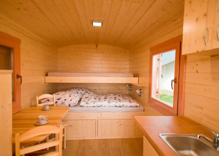 Camping Schaeferwagen 2 *